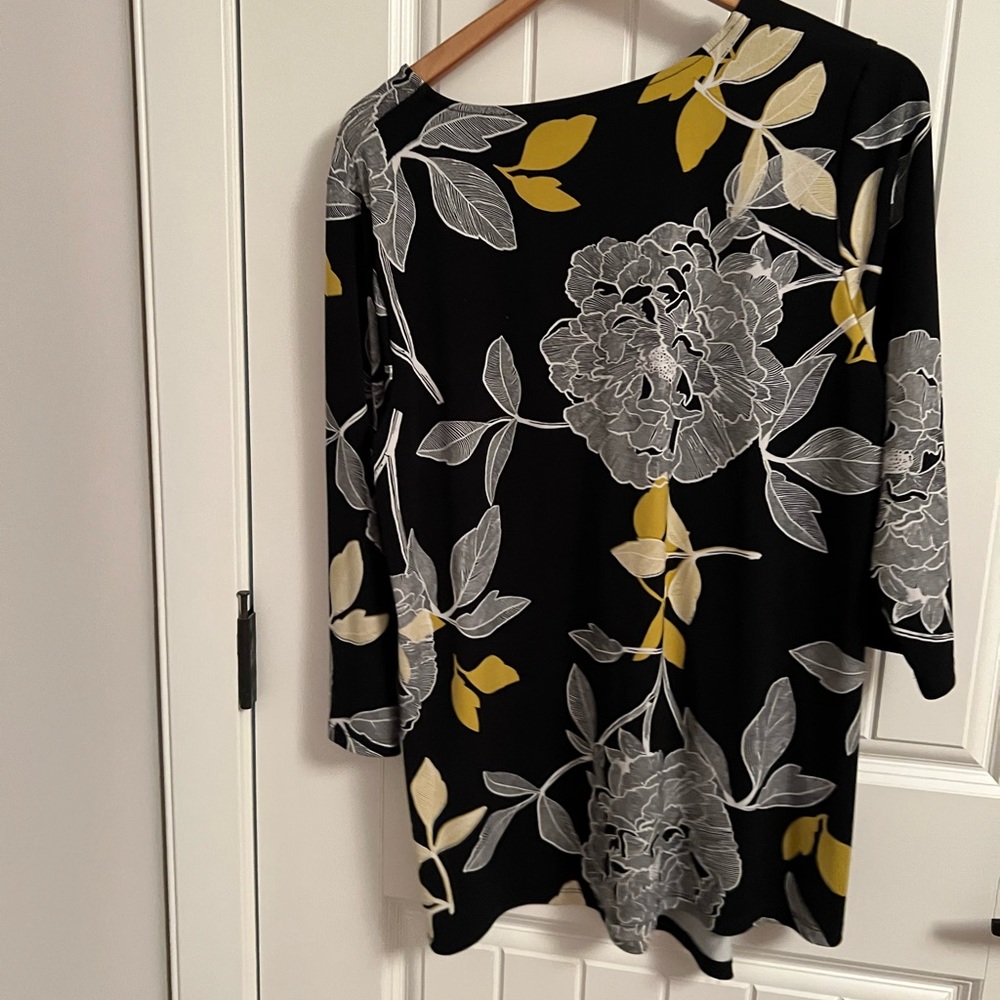 Brand new never been worn tunic